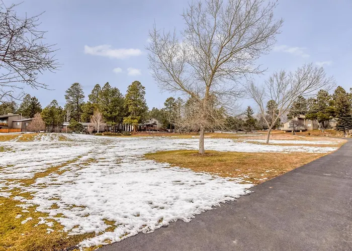 Villa Utopia End-unit Townhome On The 18th Hole Pool Table Fun Porch With Great Views *